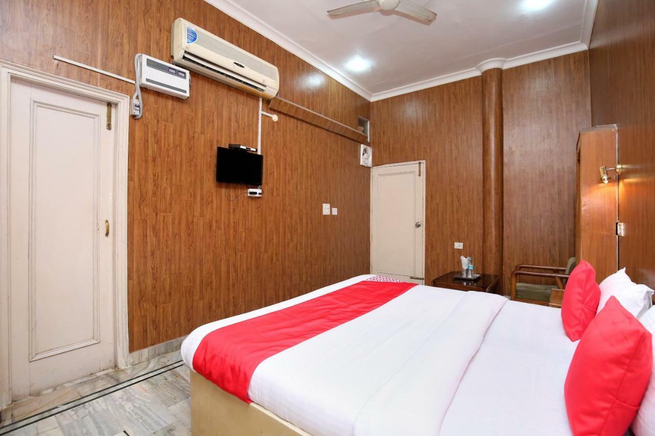 Oyo 24073 Hotel Hari Darshan Amritsar Bagian luar foto